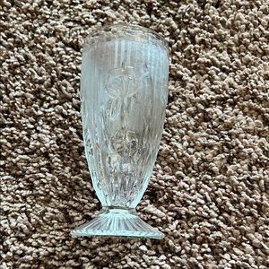 Elegant Clear Glass Vase vintage